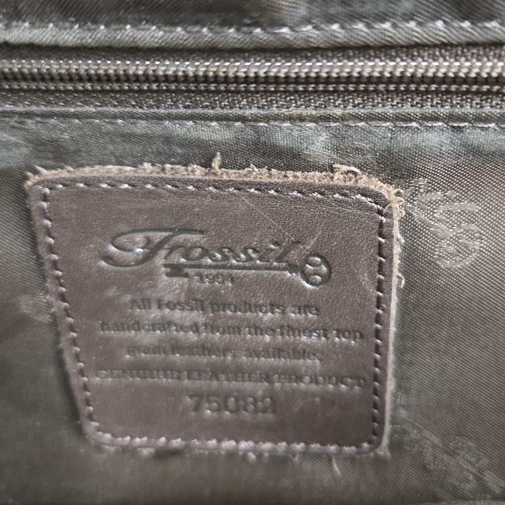 Vintage Y2K Fossil New American Classic Key Brown Leather Crossbody Purse Bag - Picture 14 of 16